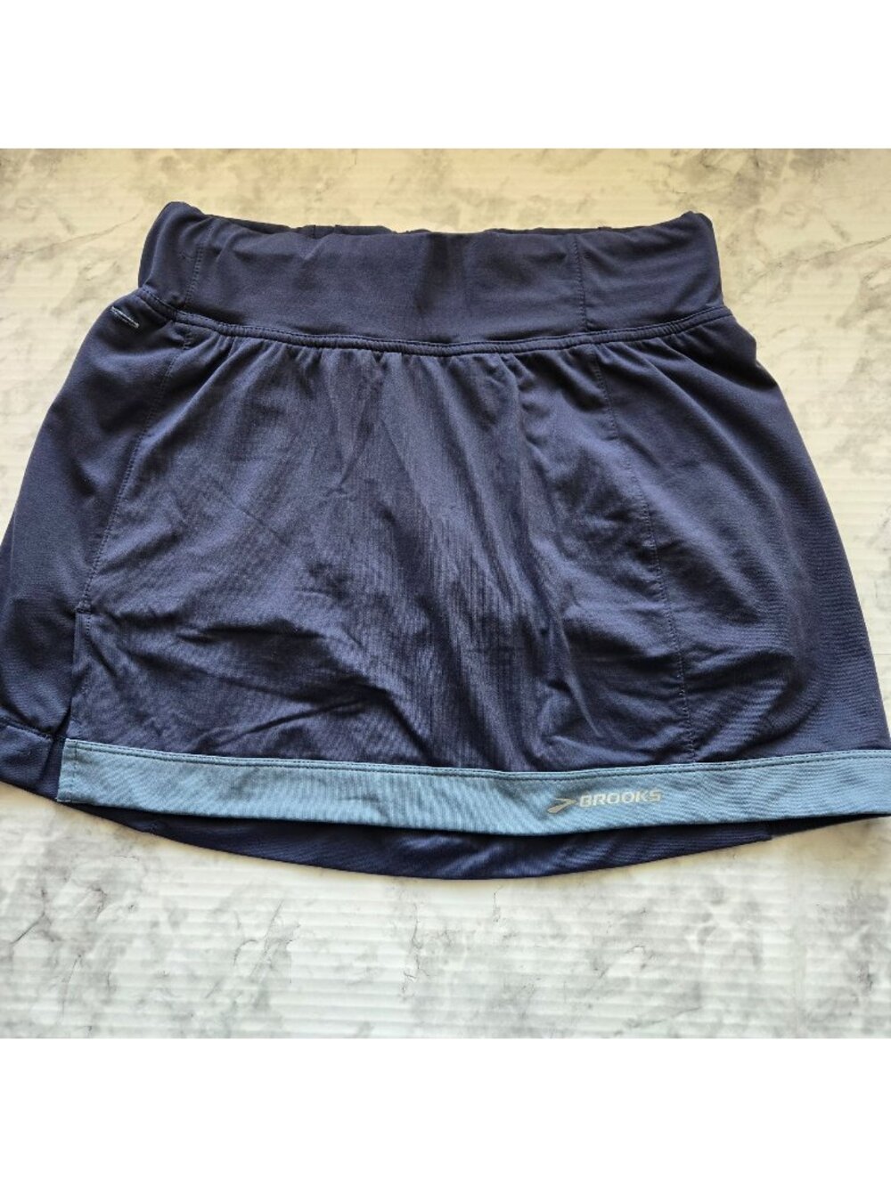 Brooks Athletic Skort with Built-In Shorts Navy Blue, Womens Sz S (SKU 26-0102)